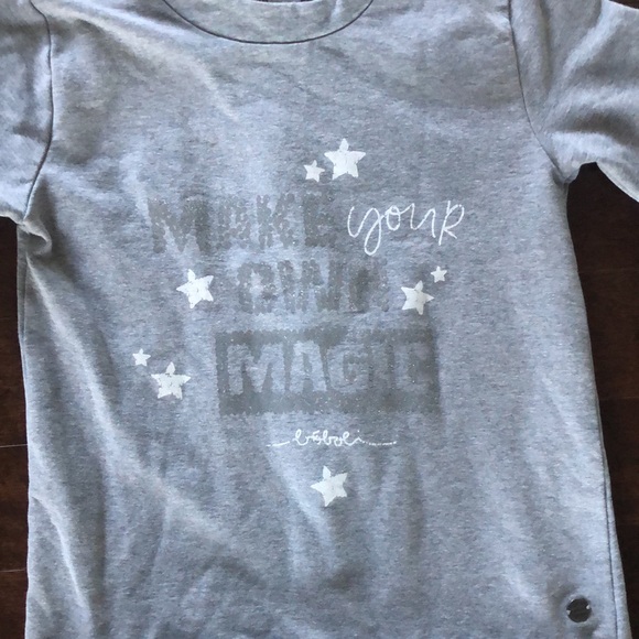 Sweater - Picture 2 of 11